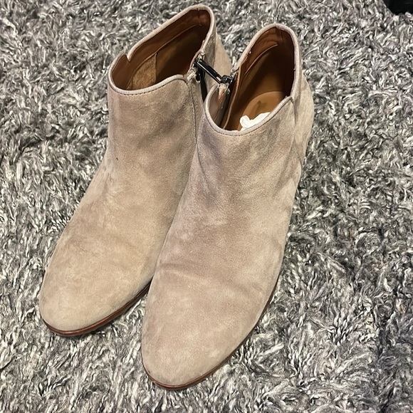 SAM EDELMAN Petty Bootie Suede - Picture 1 of 7